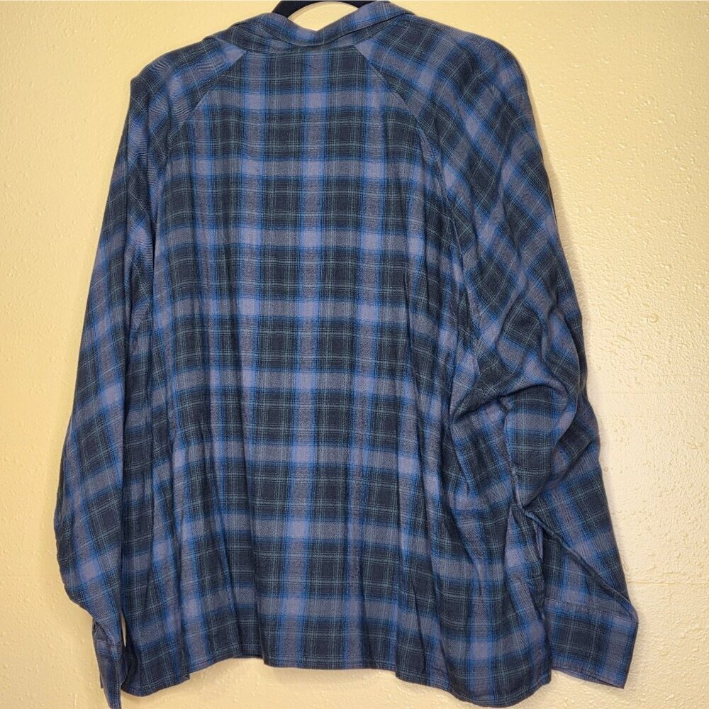 Levi's Womens Plaid Raglan Button up Shirt 2X - Picture 2 of 4
